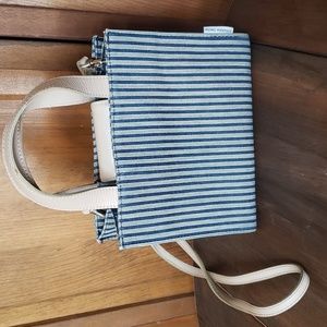 Amanda Smith Canvas Crossbody Shoulder Bag Purse